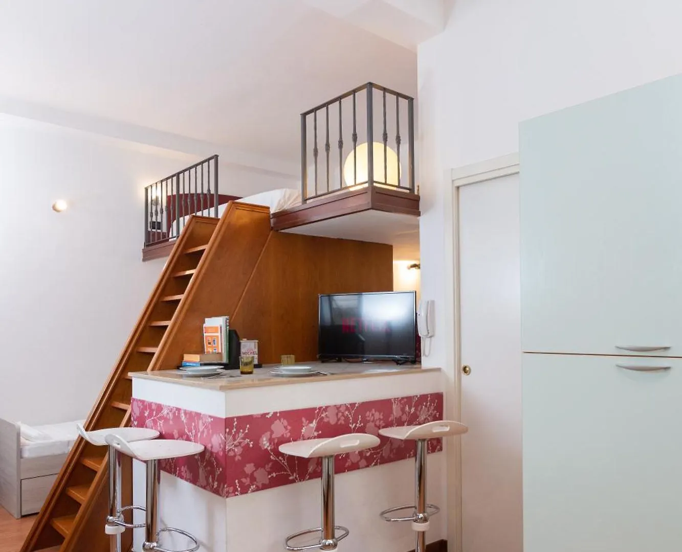 Soft Colors Exclusive Apartment - Navigli District - M2 米兰 0*,