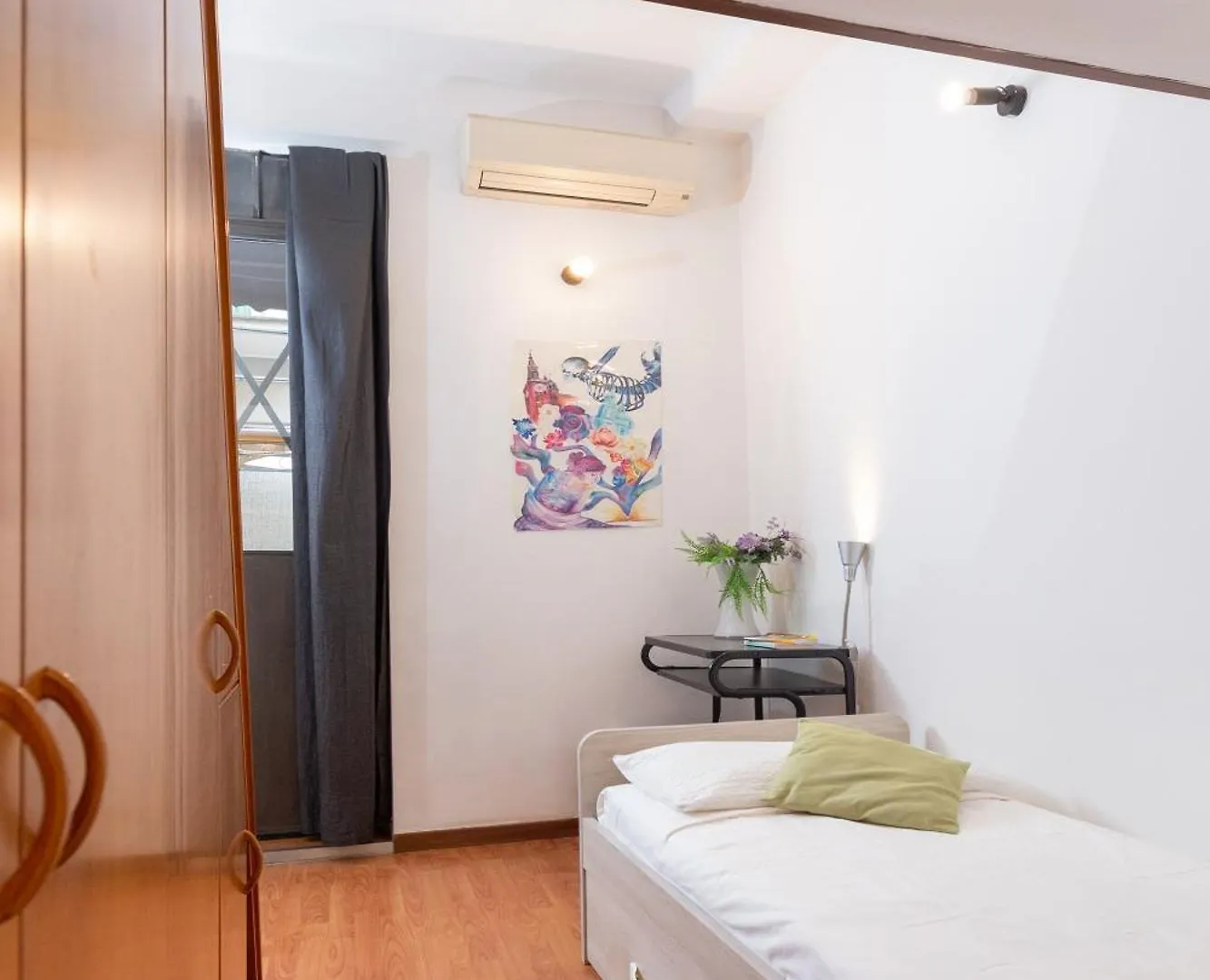 Soft Colors Exclusive Apartment - Navigli District - M2 米兰 0*,  意大利
